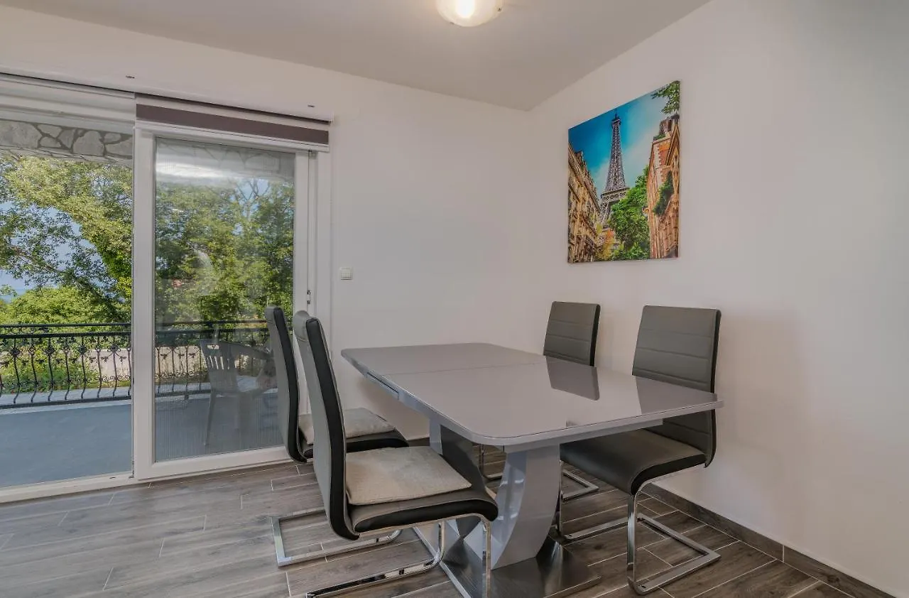 Apartment Diva Sveti Vid-Miholjice Croatia