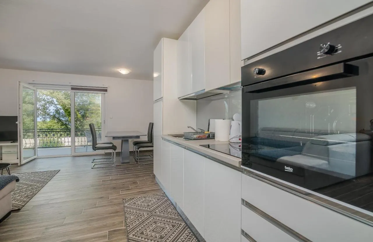 Apartment Diva Sveti Vid-Miholjice