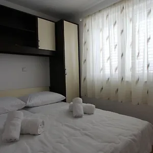 Jela Sveti Vid-Miholjice